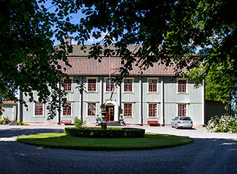 Manor house to rent in Sweden